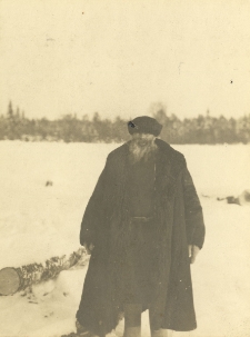 5. [Polowanie na niedźwiedzie w roku 1913 nad jeziorem Onega. Puzyna, G&ouml;tz, Sommaruga. 1913]