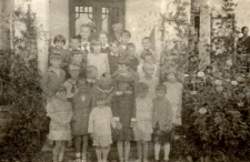 142. Załuż. 1930 [Fotografia rodzinna]