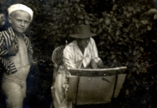 129. Alfred Żmuda przy pracy