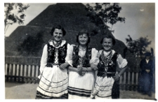 19. Ja, Buśka Bucior i Malin. Besko, 1937