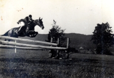 89. Zawody konne w Sanoku. Tytus Trzeciewski na "Sitanie". 1938