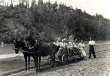 100. Wyjazd do kąpieli. Załuż, 1937