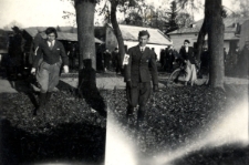 145. [Uczestnicy zawod&oacute;w przygotowujący się do startu]